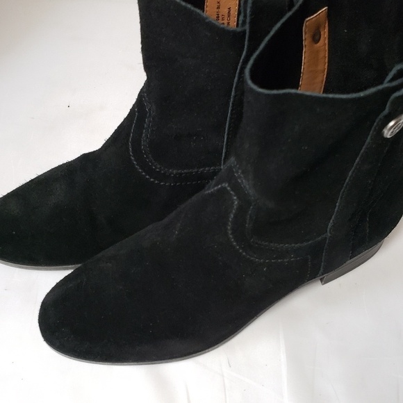 FRYE & CO. Sarah Shortie Suede Ankle Boots! - Picture 5 of 8